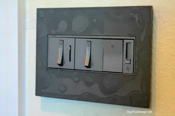 Atenuador y control de ventilador Legrand adorne Whisper en acabado magnesio